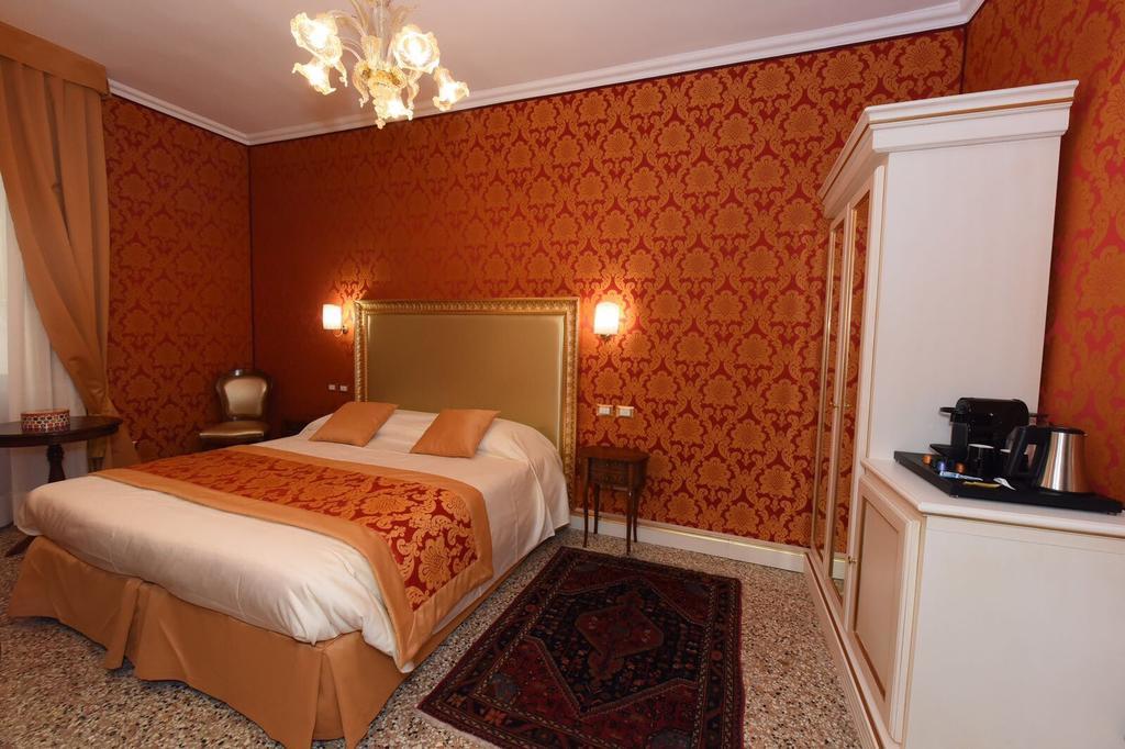 40.17 San Marco Hotel Veneţia Exterior foto